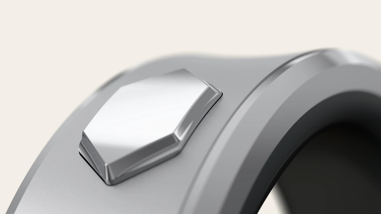 the hexagon button, close up.